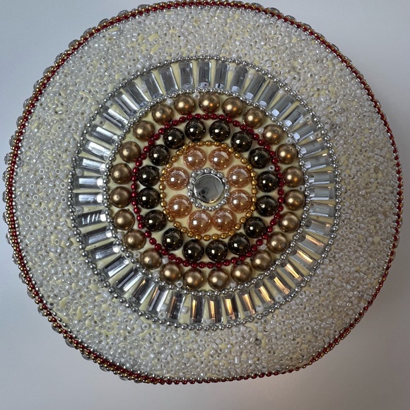 Round Circle Crossbody - Picture 5 of 5